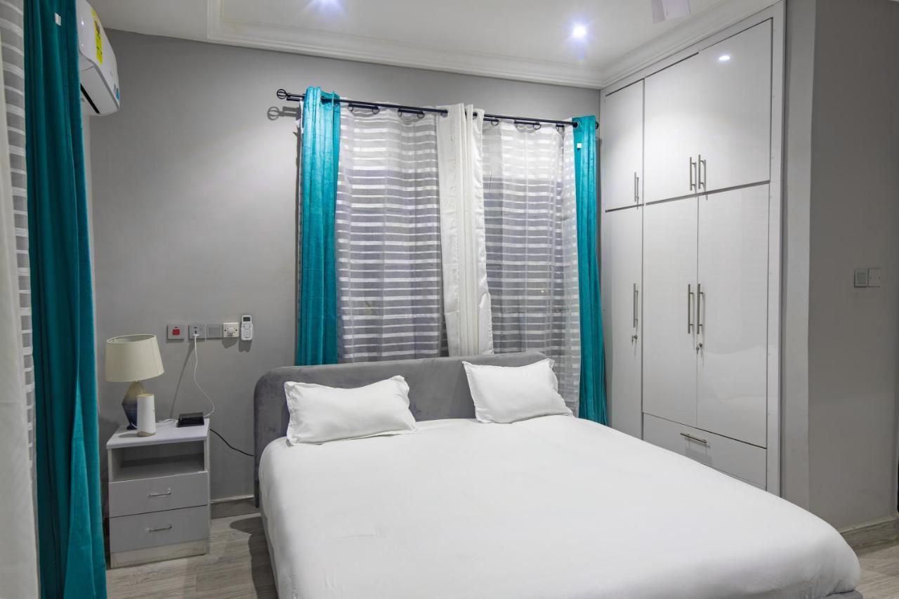Cloud9 Luxury Apartments Accra Buitenkant foto