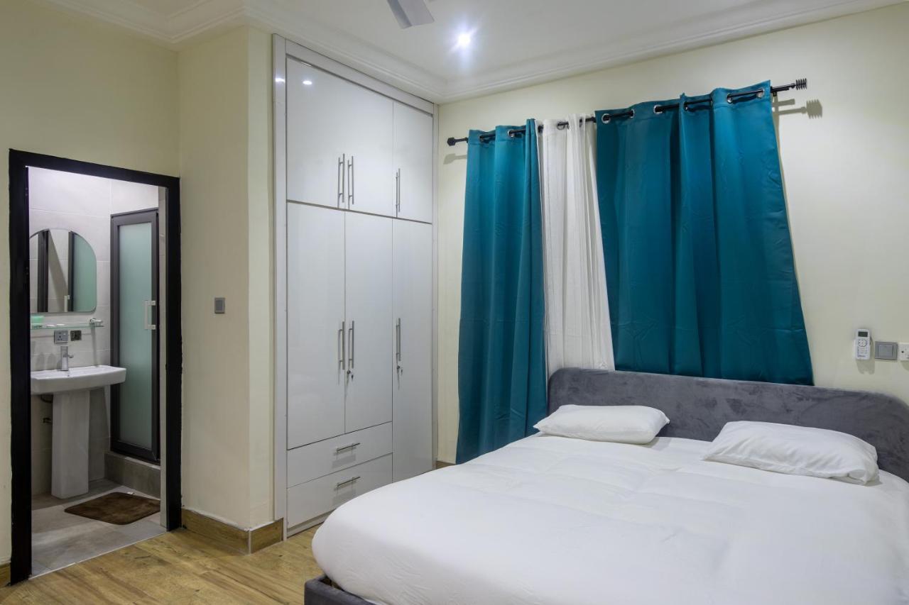Cloud9 Luxury Apartments Accra Buitenkant foto
