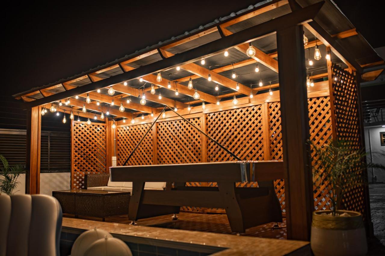 Cloud9 Luxury Apartments Accra Buitenkant foto