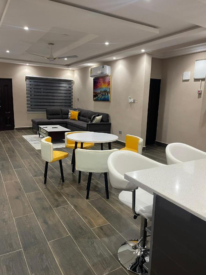 Cloud9 Luxury Apartments Accra Buitenkant foto