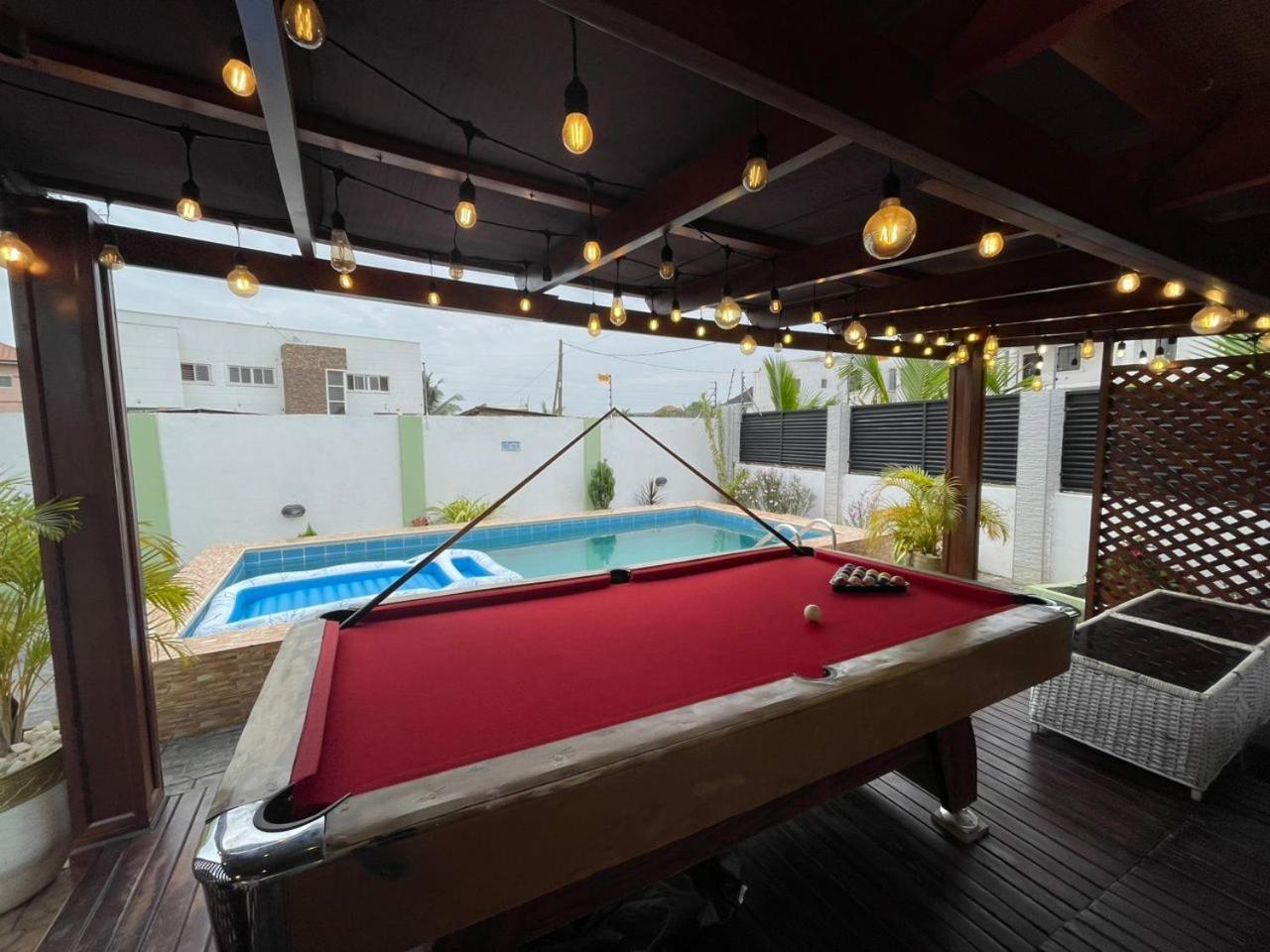 Cloud9 Luxury Apartments Accra Buitenkant foto